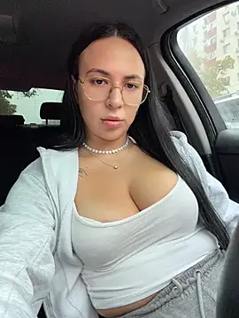 Bunny_Lush - Drive without panties