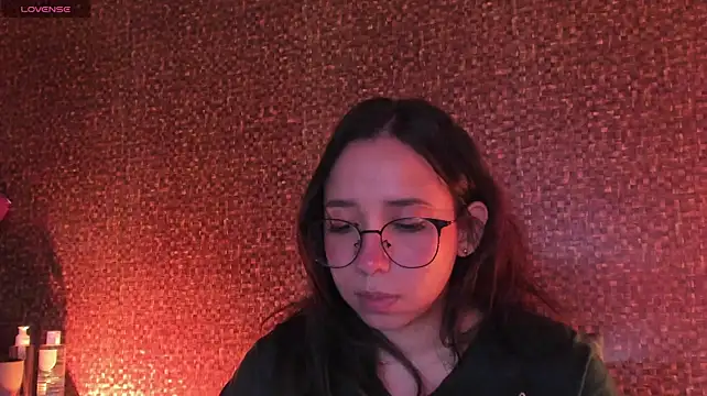 Apartment28 - 💦CUMMMM on her pretty face or mouth💦