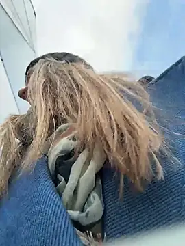 EvvaMur - walk around without panties