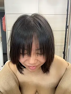 Tina626 - 请妈妈喝水