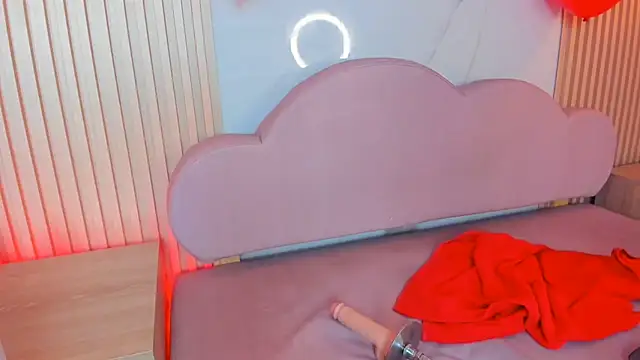 Baby_Hotty - FUCK ME IN DOGGY ONE FINGER IN ASS