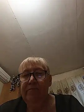 Molli1408 - Pussy 🐱 показати кицьку