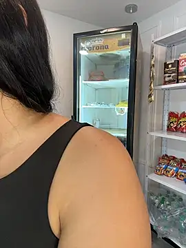 Sara-cherry - ✨GIVE ME MILK FROM YOUR TITS✨