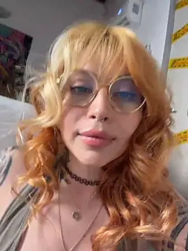 YunoRose_ - Finger in my pussy