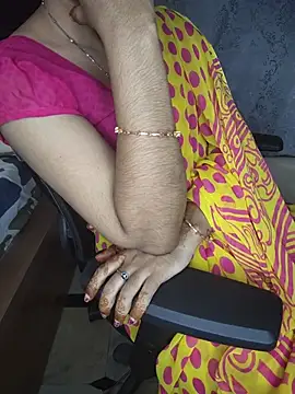 Bujji_Talli - Oil boobs