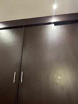 Arieel__722 - One finger in my big ass
