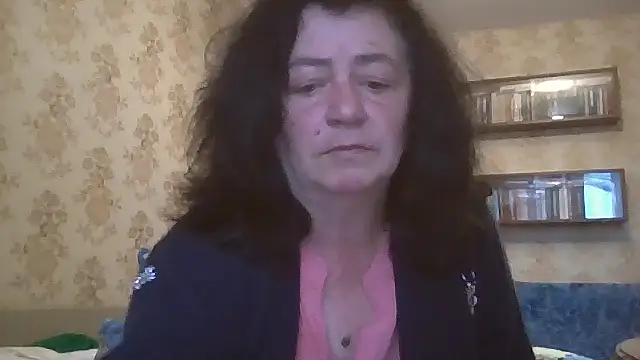 GypsiQueen2 - I'm saving up for a smartphone.