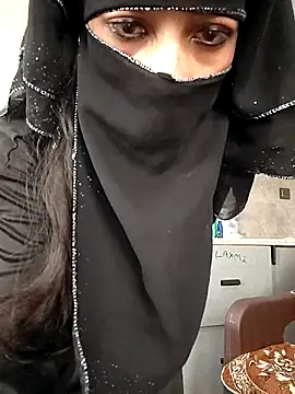 Noorkhatoon - Dildo in pusssy