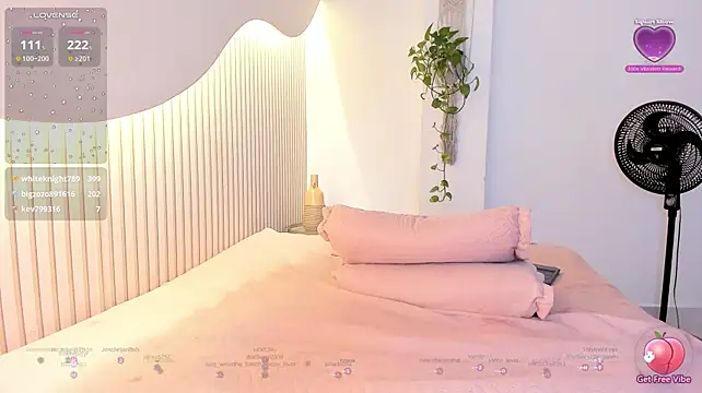 Luna_Tylor - RIDE DILDO