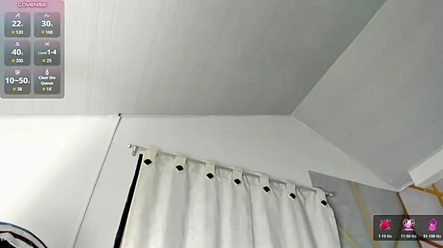 Candy_lucia18 - touch my pussy and I slide your 🍆