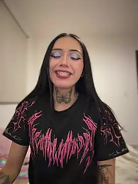 JIORYOvO - 🩵🦇hola