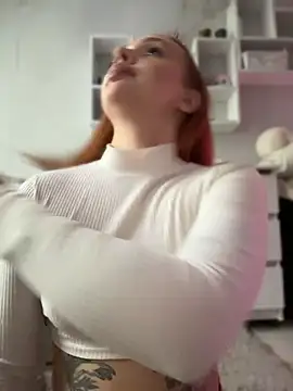LisaCatt - fucking yourself in the doggy position