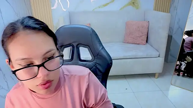 Luana_s - full naked