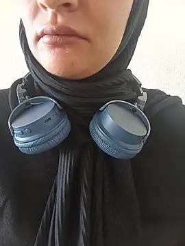 MisyonerNur - Dışarıda göğüslerini aç 😅