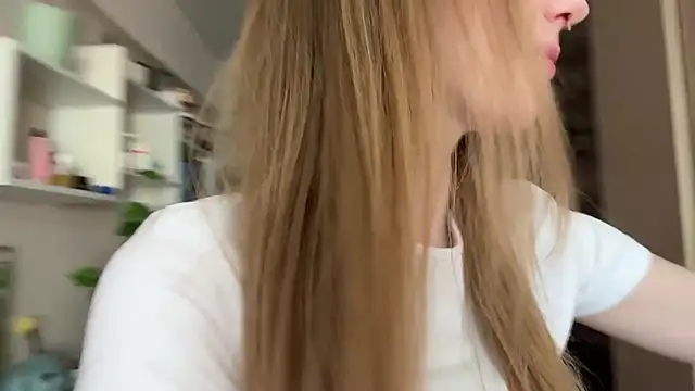 BivalentFalloff - doggy pose + tease with ass