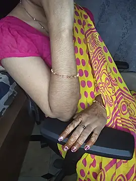 Bujji_Talli - Oil boobs