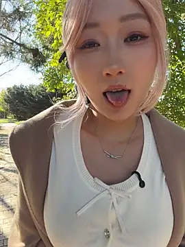 Winter11 - 公园漏奶show tits
