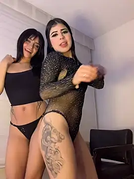 Ivy-777 - Flash tits and oil