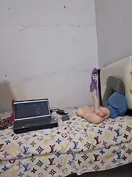 Alannys19 - Naked+ cum expusive 💦