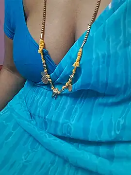 Tamil_Ammani - Boobs show😜😜😝🥰🔥🔥🔥