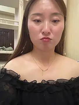 Lianer_520 - 平台首秀，希望哥哥们多多支持莲儿！