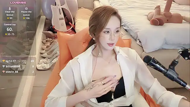 Feifei888 - 💗换条性感丁字裤💗