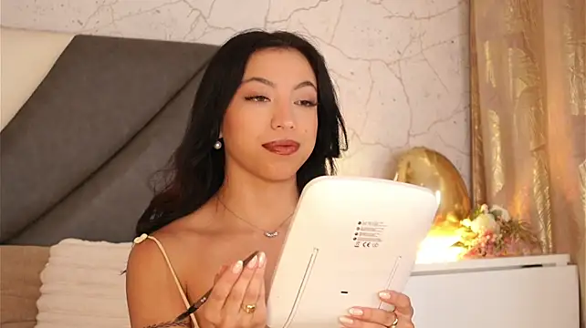 IsabelaWhite - BOUNCE YOUR BOOBs IN OIL