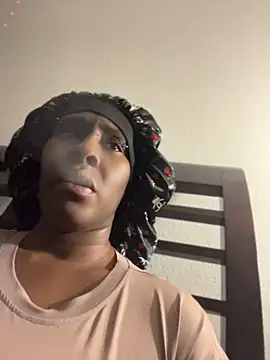 ItsForeignbabe - Get me Naked💦💕