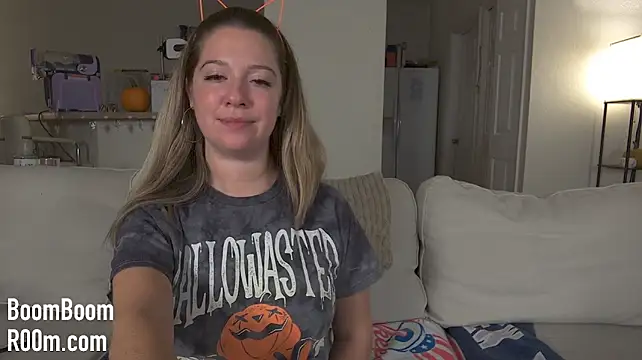 Boomboomr00m - Spit, Spank, Rub + Finger Pussy