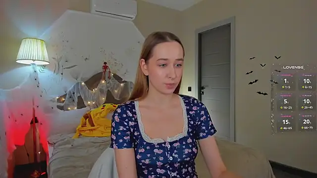 Sweett_Monica - play tits in top