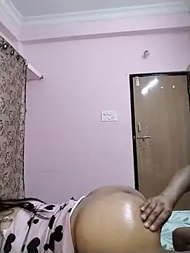 BBW_DesiCouple - Sex in Public show