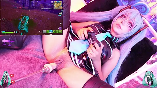 Soffy_garcia - deep Throat on Miku's with dildo 🥵