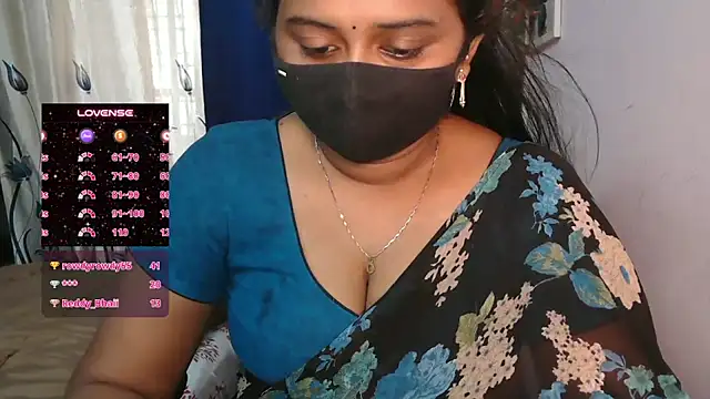 Pavani-Darling - ice on boobs in 5 mins