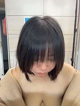 Tina626 - 请妈妈喝水