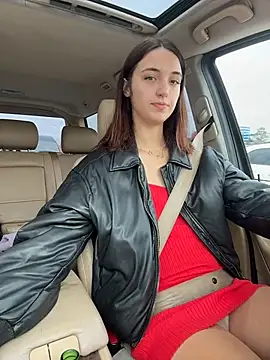 DollyTall - PUT 2 FINGERS IN MY PUSSY SO DEEP (CRAZY