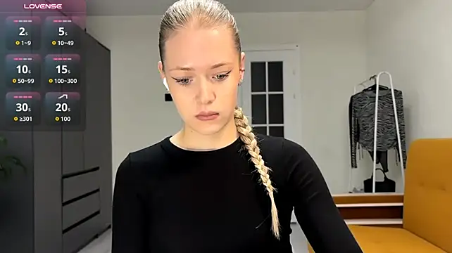 ZaidaSchwarten - Touch my boobs