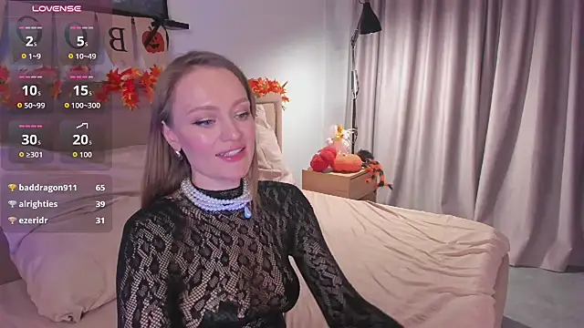 EvelynPoole - now smack my bum + grab it