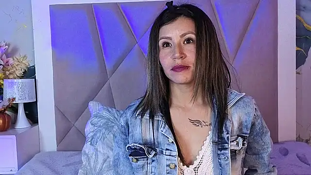 Ariana_Moretti - show boobs