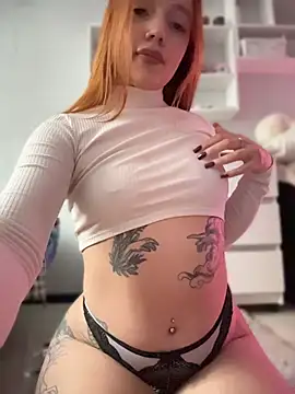 LisaCatt - fucking yourself in the doggy position