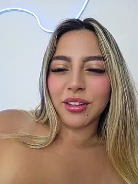 CelesteBlaze_ - 2 figers in my pussy