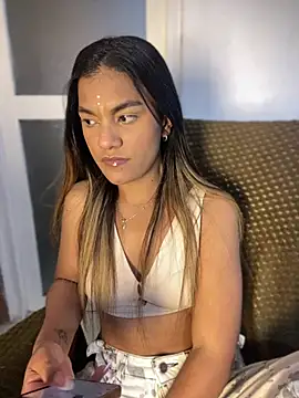 AngelPinkk_ - SPANK MY ASS REDD