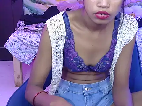 Yours-shreya's Live XXX Chat