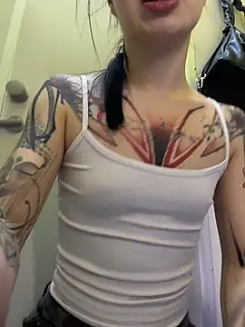 EliteBitch - massage sweet tits under top💅