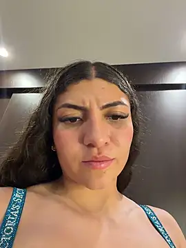 Arieel__722 - One finger in my big ass