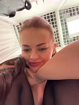 AngelinaTeller - Ride dildo in doggy 💋