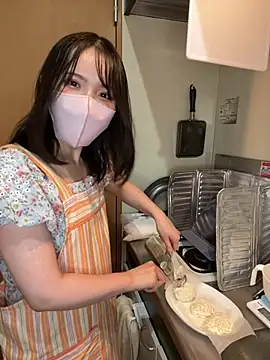 Sakura_o6 - ミニスカ脱いじゃう💕