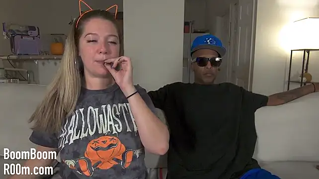 Boomboomr00m - Spit, Spank, Rub + Finger Pussy