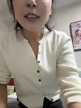 YaoYao8888 - 精油抹胸