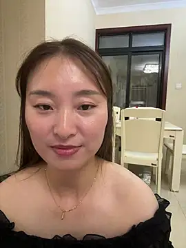 Lianer_520 - 平台首秀，希望哥哥们多多支持莲儿！