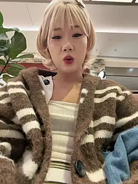 Pinnnnnk - 陪我逛街吧🥹厕所没信号今天开不了票了